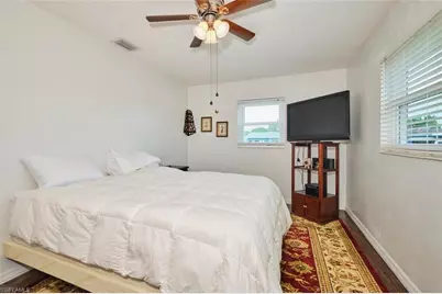 1505 Markdale St E, Lehigh Acres, FL 33936 - Photo 22