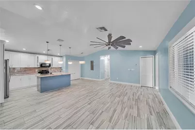 15 Willow St, Lehigh Acres, FL 33936 - Photo 8