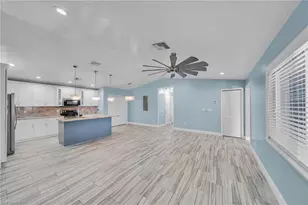 15 Willow St, Lehigh Acres, FL 33936 - Photo 8