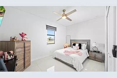 328 Tropicana Pkwy E, Cape Coral, FL 33909 - Photo 20