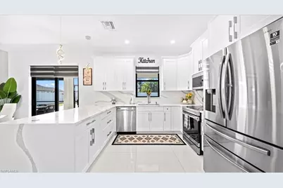 328 Tropicana Pkwy E, Cape Coral, FL 33909 - Photo 10