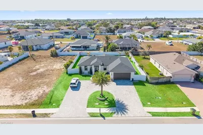 328 Tropicana Pkwy E, Cape Coral, FL 33909 - Photo 32