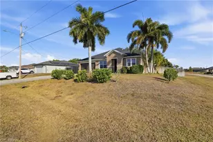 1921 NW 20th St, Cape Coral, FL 33993 - Photo 2