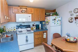 12130 Palm Dr, Fort Myers, FL 33908 - Photo 10