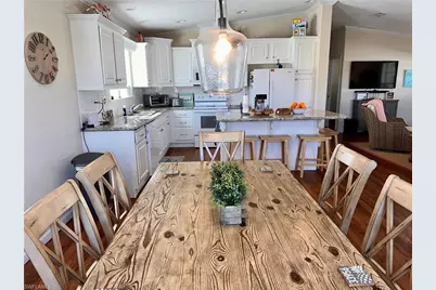 3098 Sloop Ln, Saint James City, FL 33956 - Photo 6