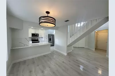 11232 San Sebastian Ln, Bonita Springs, FL 34135 - Photo 4