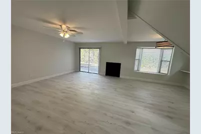 11232 San Sebastian Ln, Bonita Springs, FL 34135 - Photo 6