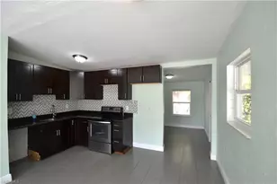 1324 Brookhill Dr, Fort Myers, FL 33916 - Photo 4