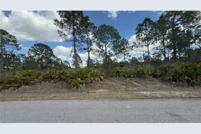 1216 Magnolia Ave, Lehigh Acres, FL 33972 - Photo 6