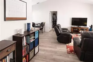 1518 Senior Ct, Lehigh Acres, FL 33971 - Photo 4