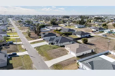 1707 SW 3rd St, Cape Coral, FL 33991 - Photo 26