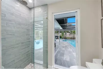 419 Pinecrest Ct, Cape Coral, FL 33904 - Photo 34