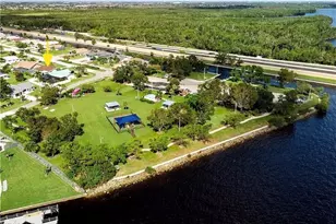 2608 Everest Pkwy, Cape Coral, FL 33904 - Photo 4