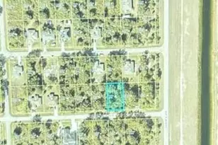 2504 65th St W, Lehigh Acres, FL 33971 - Photo 4