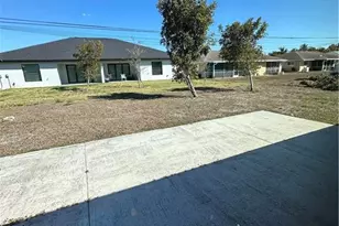 4521 SW 9th Ave, Cape Coral, FL 33914 - Photo 24