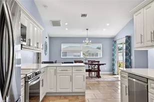 510 SW 26th Terrace, Cape Coral, FL 33914 - Photo 4