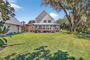 18110 N Olga Dr, Alva, FL 33920 - Photo 46