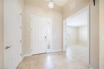 2600 SW 17th Pl, Cape Coral, FL 33914 - Photo 8