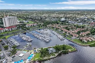 4379 Jib Boom Ct, Fort Myers, FL 33919 - Photo 32