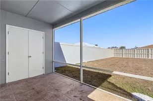 527 SE 6th Ave, Cape Coral, FL 33990 - Photo 22
