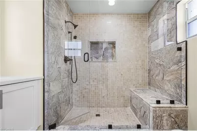 527 SE 6th Ave #B, Cape Coral, FL 33990 - Photo 20