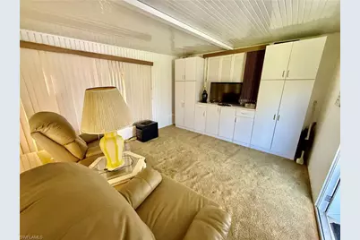 4 Desert Ash Ct, Lehigh Acres, FL 33936 - Photo 6