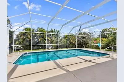 647 Coral Dr, Cape Coral, FL 33904 - Photo 24