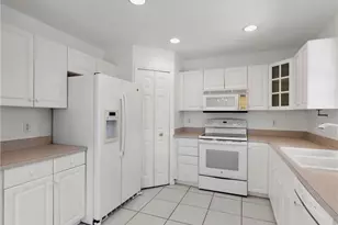 647 Coral Dr, Cape Coral, FL 33904 - Photo 18