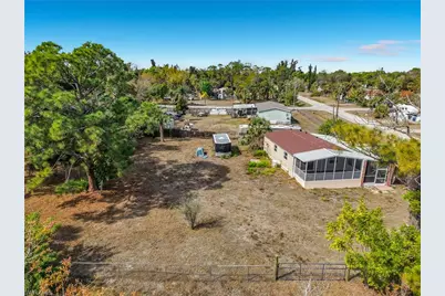 2425 Case Ln, North Fort Myers, FL 33917 - Photo 46