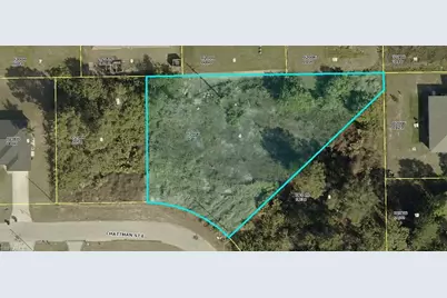 627 Chattman St E, Lehigh Acres, FL 33974 - Photo 1