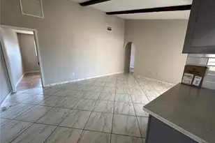 214 SE 7th St, Cape Coral, FL 33990 - Photo 6