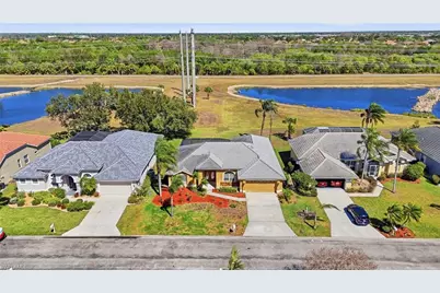 12796 Vista Pine Cir, Fort Myers, FL 33913 - Photo 4