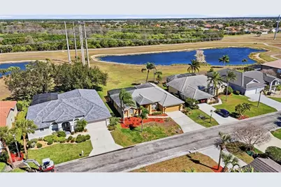 12796 Vista Pine Cir, Fort Myers, FL 33913 - Photo 6