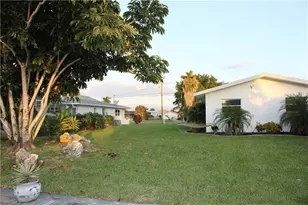 5354 Coral Ave, Cape Coral, FL 33904 - Photo 20