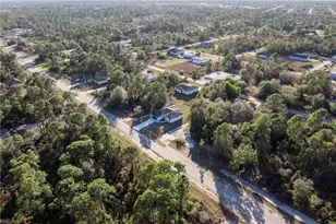 566 Eisenhower Blvd, Lehigh Acres, FL 33974 - Photo 32