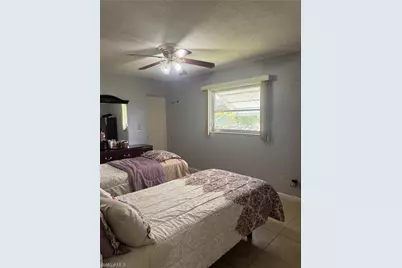 2201 Croton Ct, Lehigh Acres, FL 33936 - Photo 20