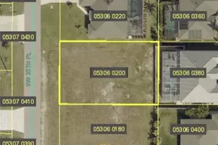 103 SW 35th Pl, Cape Coral, FL 33991 - Photo 1