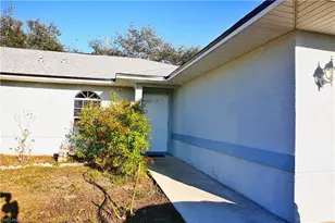 1809/1811 SW Santa Barbara Pl, Cape Coral, FL 33991 - Photo 18