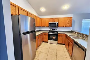 977-979 Graystone Ave, Lehigh Acres, FL 33974 - Photo 10