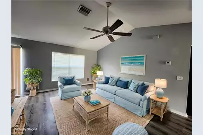 977-979 Graystone Ave, Lehigh Acres, FL 33974 - Photo 4