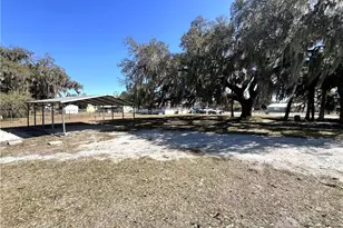 4040 S Edgewater Cir, Labelle, FL 33935 - Photo 12