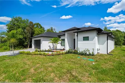 413 Hedgewood St, Lehigh Acres, FL 33974 - Photo 2