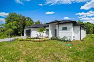 413 Hedgewood St, Lehigh Acres, FL 33974 - Photo 2