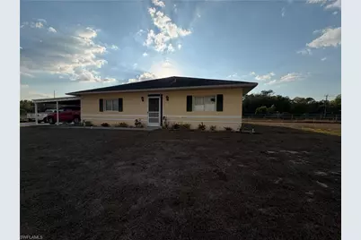 3951 2nd Ave SE, Naples, FL 34117 - Photo 2