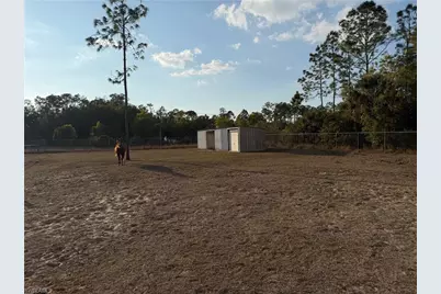 3951 2nd Ave SE, Naples, FL 34117 - Photo 6