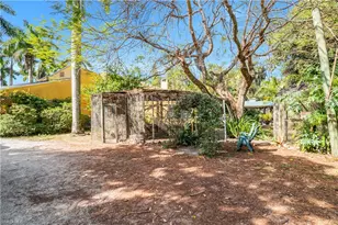 184 W Mariana Ave, North Fort Myers, FL 33903 - Photo 18