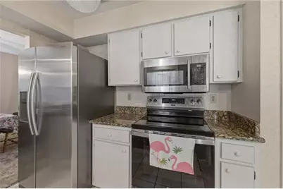 908 SE 21st Ter, Cape Coral, FL 33990 - Photo 10