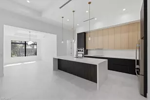 2220 SW 50th Ln, Cape Coral, FL 33914 - Photo 8