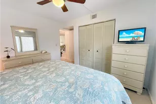 4070 Looking Glass Ln, Naples, FL 34112 - Photo 12