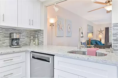 5445 Peppertree Dr #9, Fort Myers, FL 33908 - Photo 14